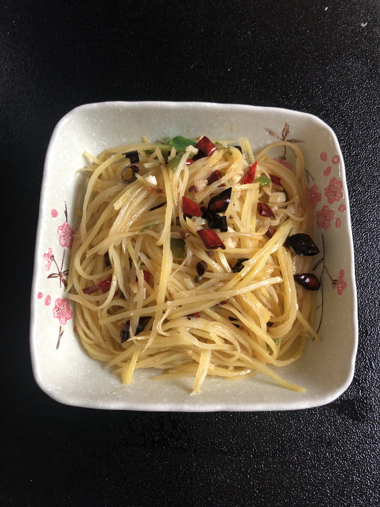 酸辣土豆丝的做法