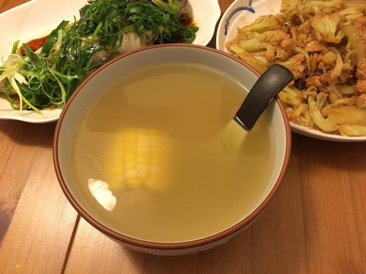 莲藕马蹄甘蔗粟米瘦肉汤（广东汤）的做法