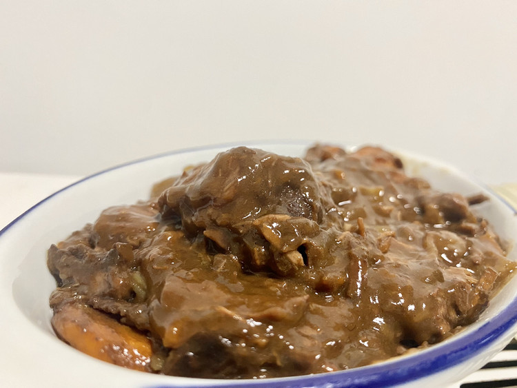 炖牛嫩肩肉的做法