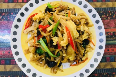 小馋*素炒饼丝（含香辣版）