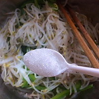 清爽小菜: 凉拌豆芽的做法图解5