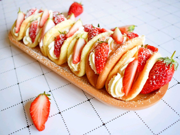 草莓欧蕾蛋糕