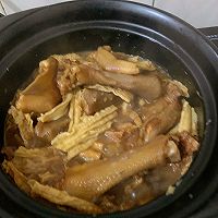 腐竹焖鹅掌的做法图解12