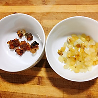 桃胶皂角米（桃花泪）的做法图解1