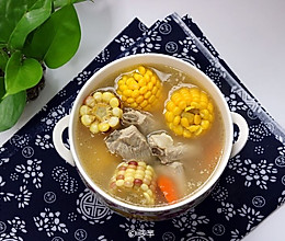坤博砂锅煲玉米排骨汤的做法
