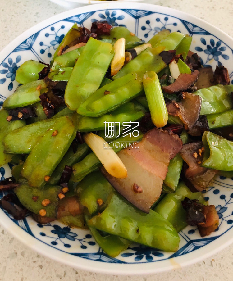 肉豌炒腊肉的做法
