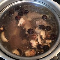香菇番鸭汤的做法图解10