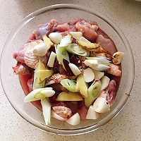 #夏日撩人滋味#一看就会的家常黄焖鸡的做法图解6