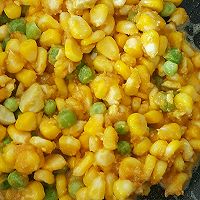 鸭蛋黄焗玉米的做法图解4