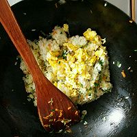 蔬菜炒饭的做法图解5