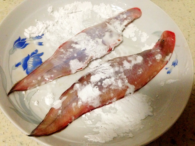 香煎玉秃鱼的做法图解2
