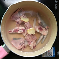 鲍鱼鸡汤的做法图解2