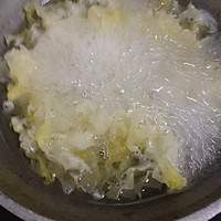 莲子百合银耳红豆汤的做法图解2