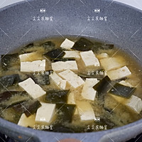 豆腐海带味增汤的做法图解7