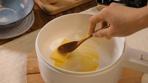 【土豆泥】肯德基同款丝滑土豆泥，在家自制，口感细腻又简单的做法图解7