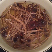 茶树菇雪梨鸭汤的做法图解3