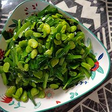 豌豆炒韭菜