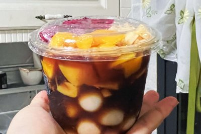 极简版红糖水果冰汤圆