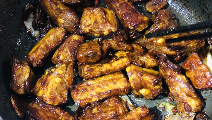 红烧排骨