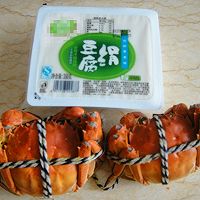 蟹粉蒸豆腐#食尚争霸 格兰仕微波炉试用#的做法图解1