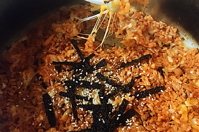 芝士泡菜炒饭