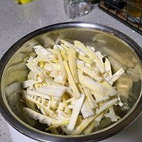 春笋豌豆排骨煲的做法图解3