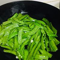 #素食主义#清炒荷兰豆的做法图解2