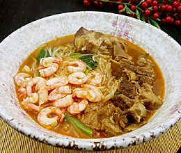 【蔓德拉的厨房】排骨虾面-东南亚美味的做法