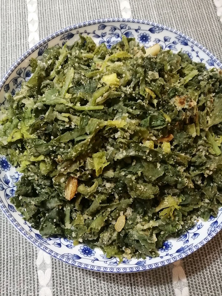 芹菜叶麦饭的做法