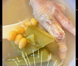 健康下火又简单的凉瓜黄豆鸡爪汤的做法