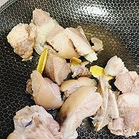 不油腻的红烧土豆焖猪蹄的做法图解3