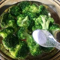 |蒜蓉西兰花的做法图解2