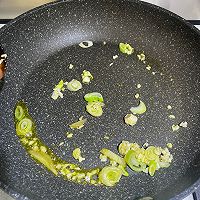 炒白萝卜丝的做法图解1