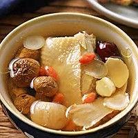 姬松茸红枣炖鸡汤的做法图解5