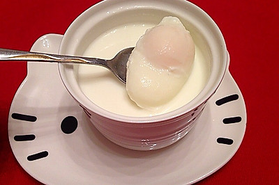 荷包蛋新煮意—牛奶炖蛋