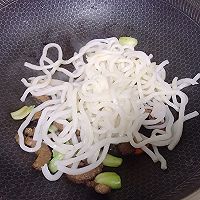 #橄榄中国味 感恩添美味#牛肉炒乌冬的做法图解7