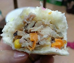 香菇玉米胡萝卜猪肉包的做法