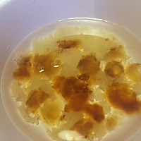 雪燕桃胶炖奶的做法图解3