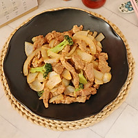 洋葱黑椒炒牛肉的做法图解1
