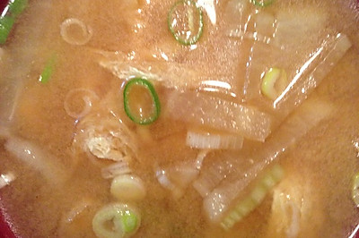 蘿蔔豆皮味增湯