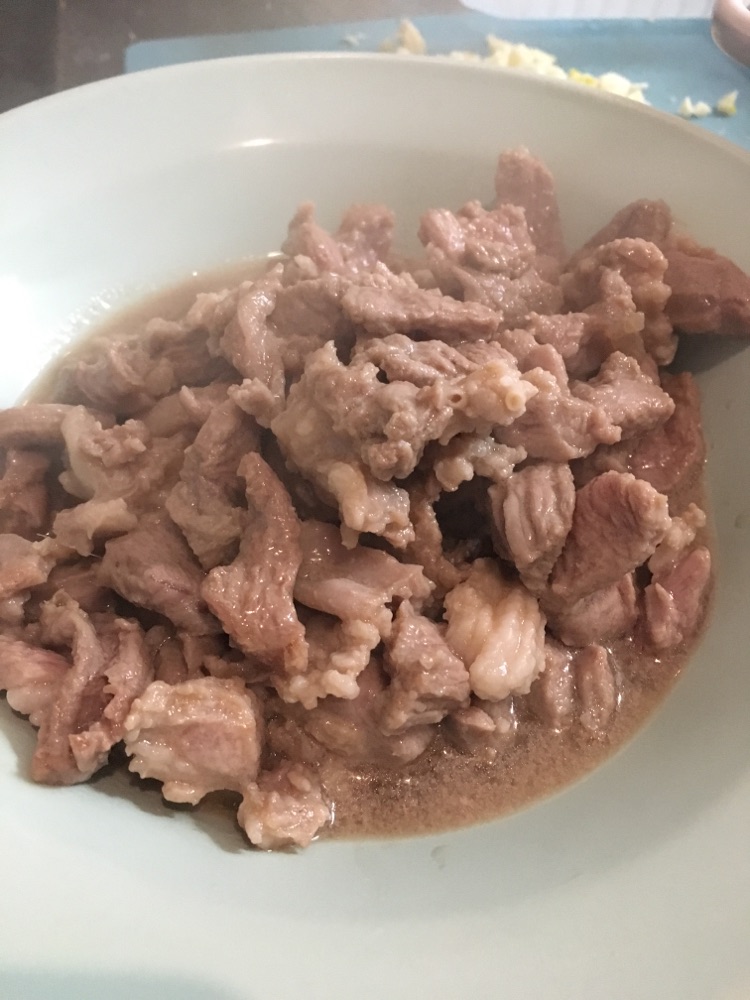 葱爆羊肉的做法图解3