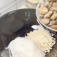 蒜蓉花甲粉丝煲的做法图解4