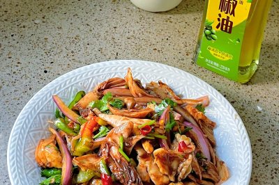 椒麻手撕鸡！夏日必备小凉菜！