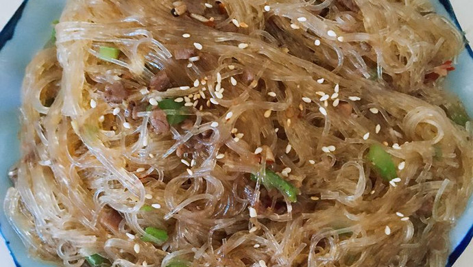 蚂蚁上树