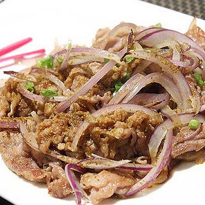 洋葱炒羊肉