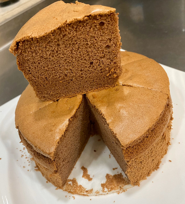 云朵般口感的巧克力戚风蛋糕(6寸配方)(0/12)