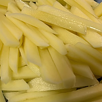土豆炒牛肉的做法图解2