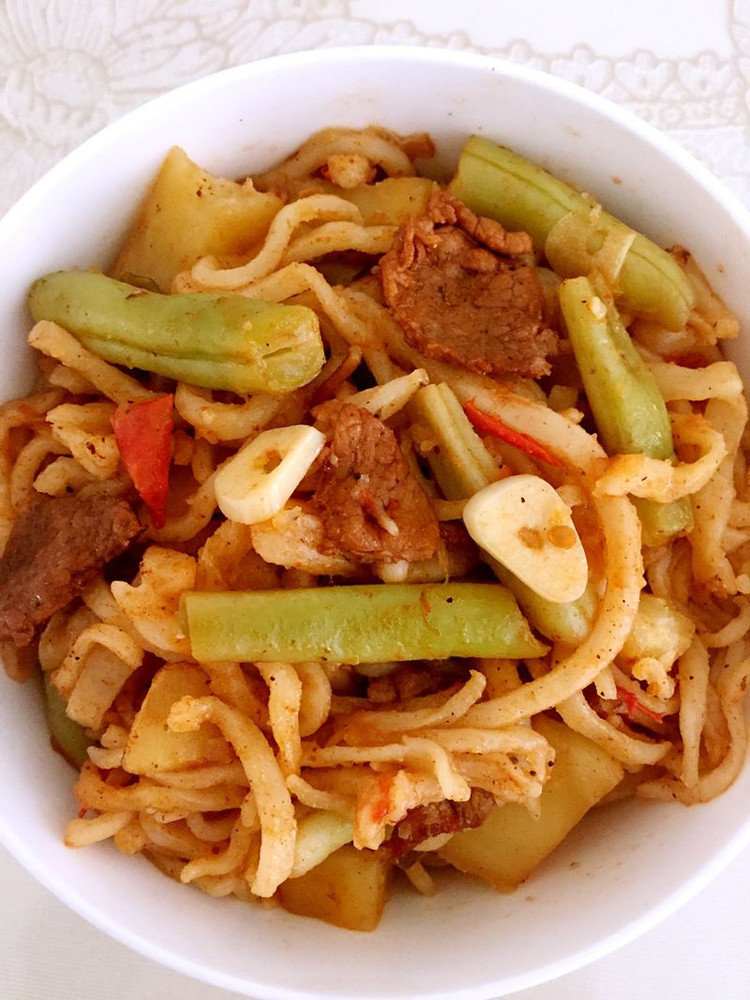 土豆豆角焖面的做法