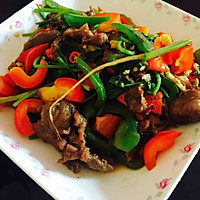 双椒炒牛展肉的做法图解3