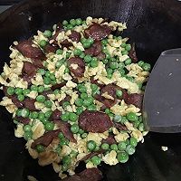 香肠炒饭的做法图解7